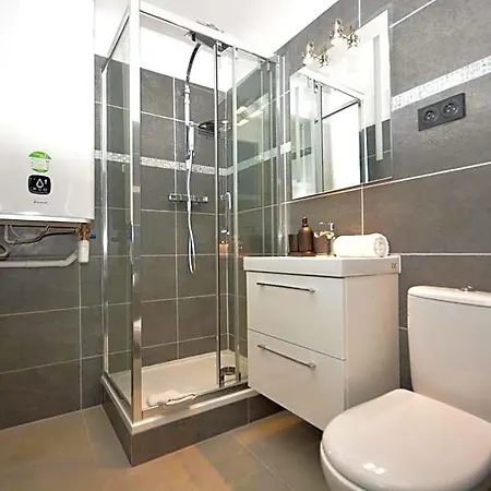 1 Bedroom Rdc - Sacre Coeur 酒店 4*